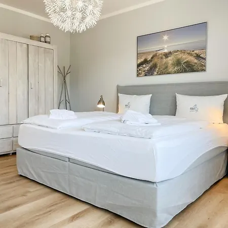 Pearl #1 * 蒂门多弗施特兰德