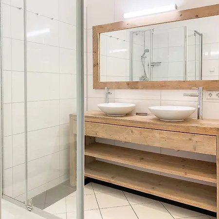 Apartament Pearl #1 *